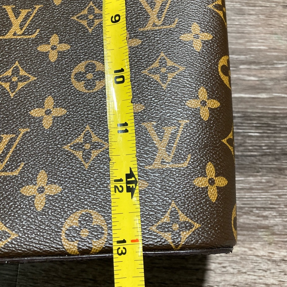 Louis Vuitton Monogram Canvas Tote with Tan Trim and Gold Hardware - Picture 9 of 14